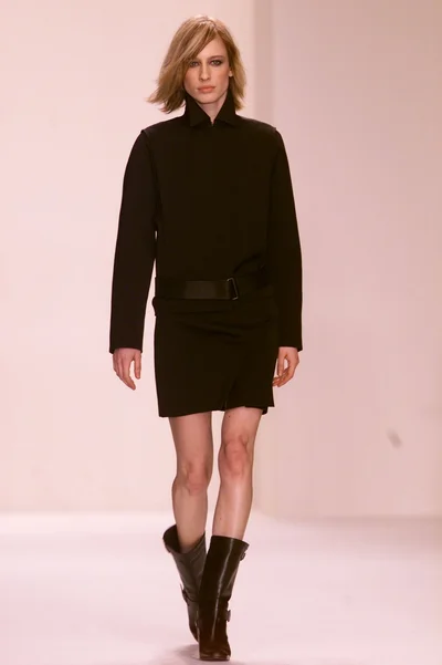 Look 3